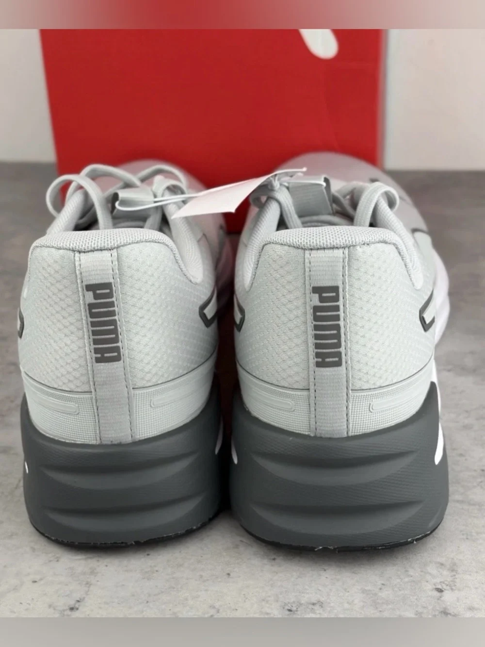 Men’s PUMA Disperse Sneaker Gray Light Weight Athletic Running Shoes‎ 8.5 new